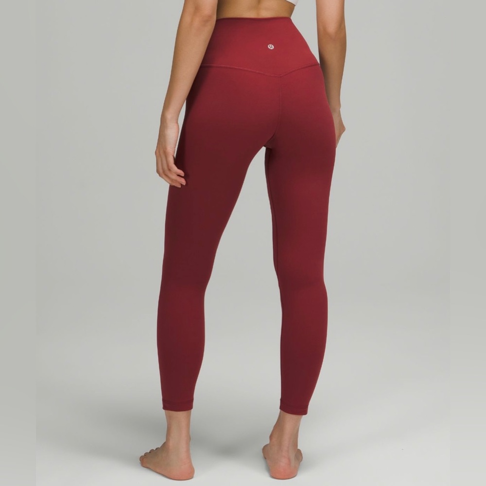 Lululemon ALIGN 25” in Mulled Wine NWT